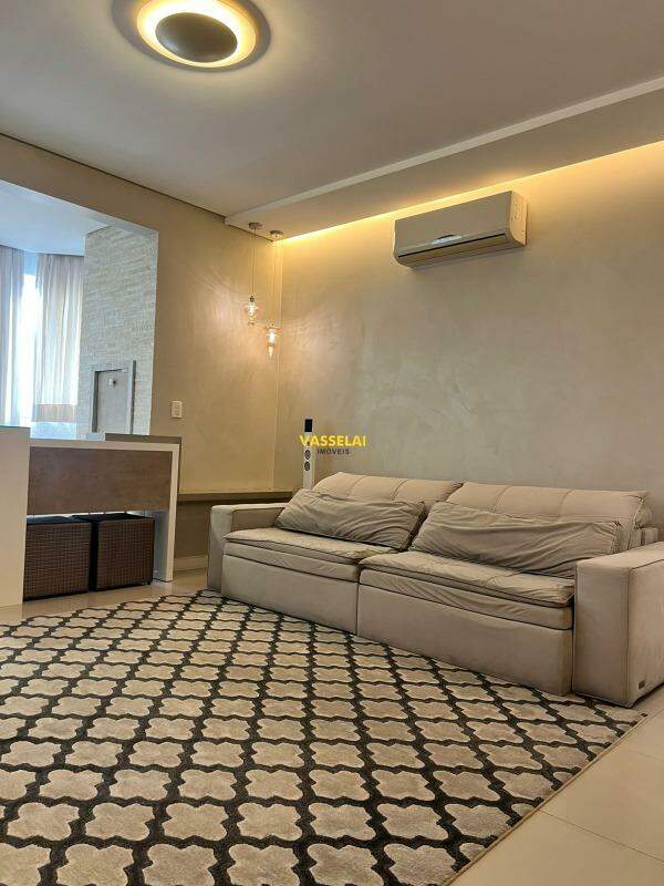 Apartamento à venda no Jardim América: 