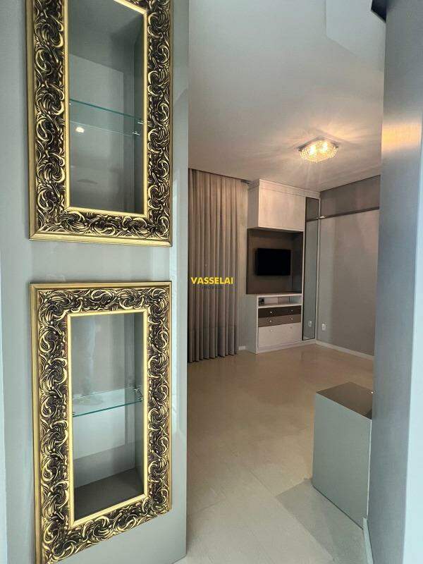 Apartamento à venda no Jardim América: