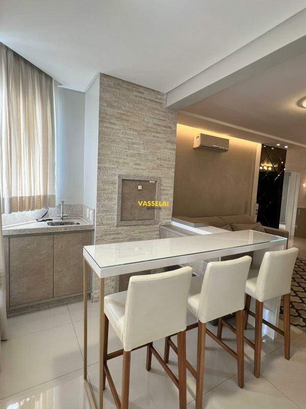 Apartamento à venda no Jardim América: