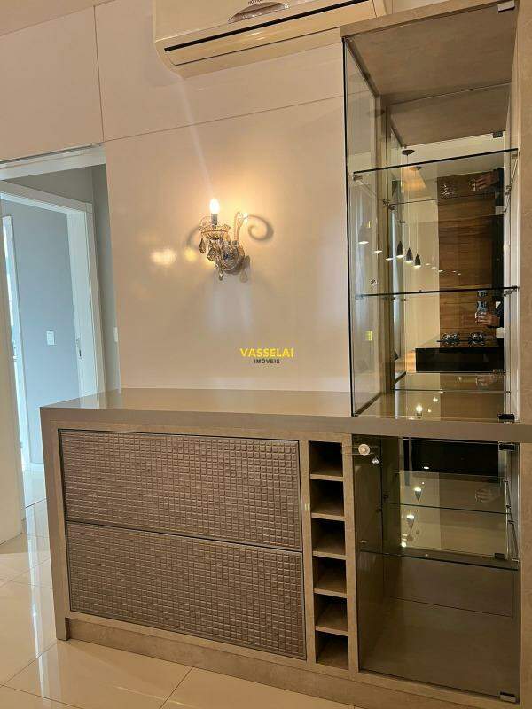 Apartamento à venda no Jardim América: