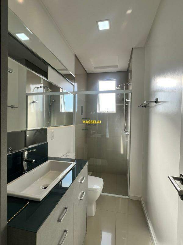 Apartamento à venda no Jardim América: