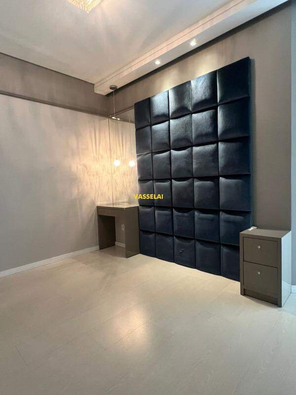 Apartamento à venda no Jardim América: