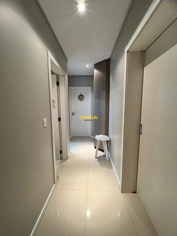 Apartamento à venda no Jardim América: