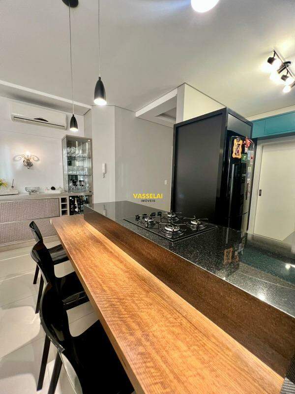 Apartamento à venda no Jardim América: