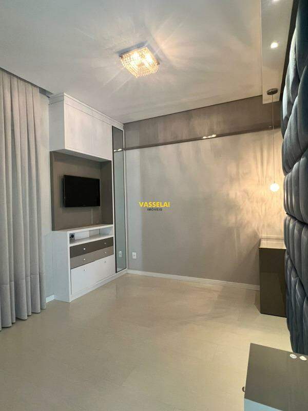 Apartamento à venda no Jardim América:
