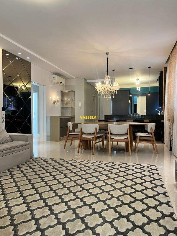 Apartamento à venda no Jardim América: