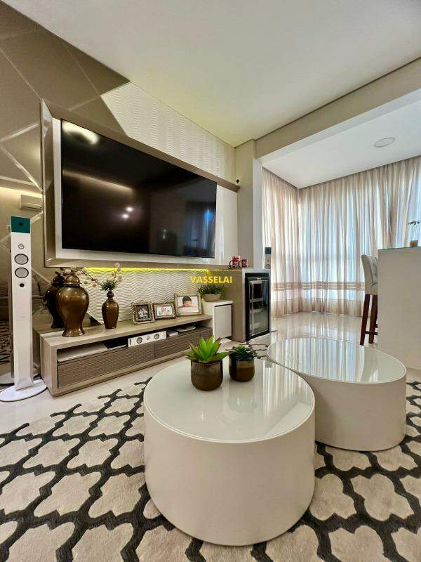 Apartamento à venda no Jardim América: