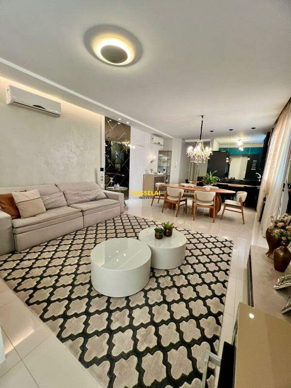 Apartamento à venda no Jardim América: