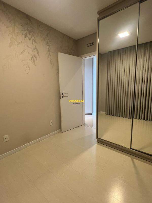 Apartamento à venda no Jardim América:
