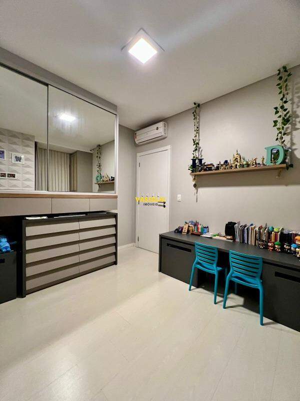 Apartamento à venda no Jardim América: