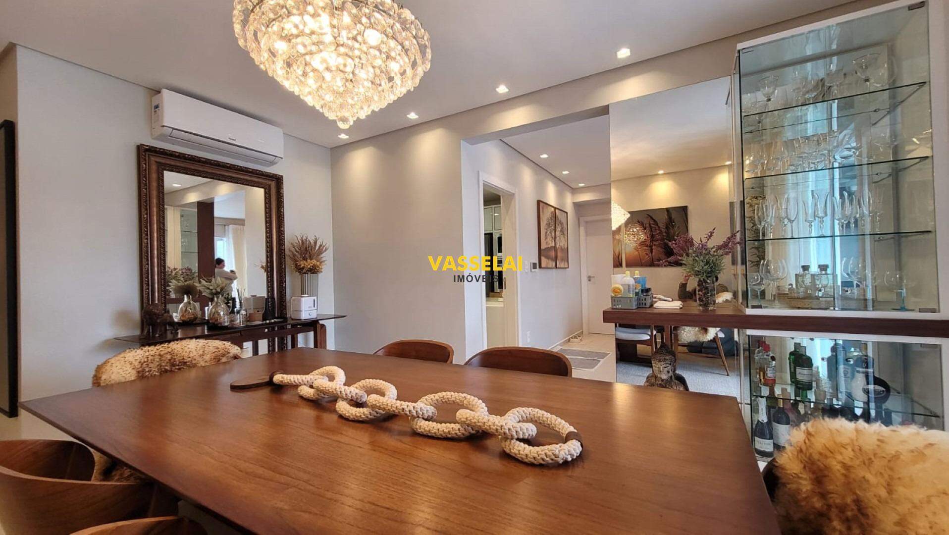 Apartamento à venda no Jardim América: