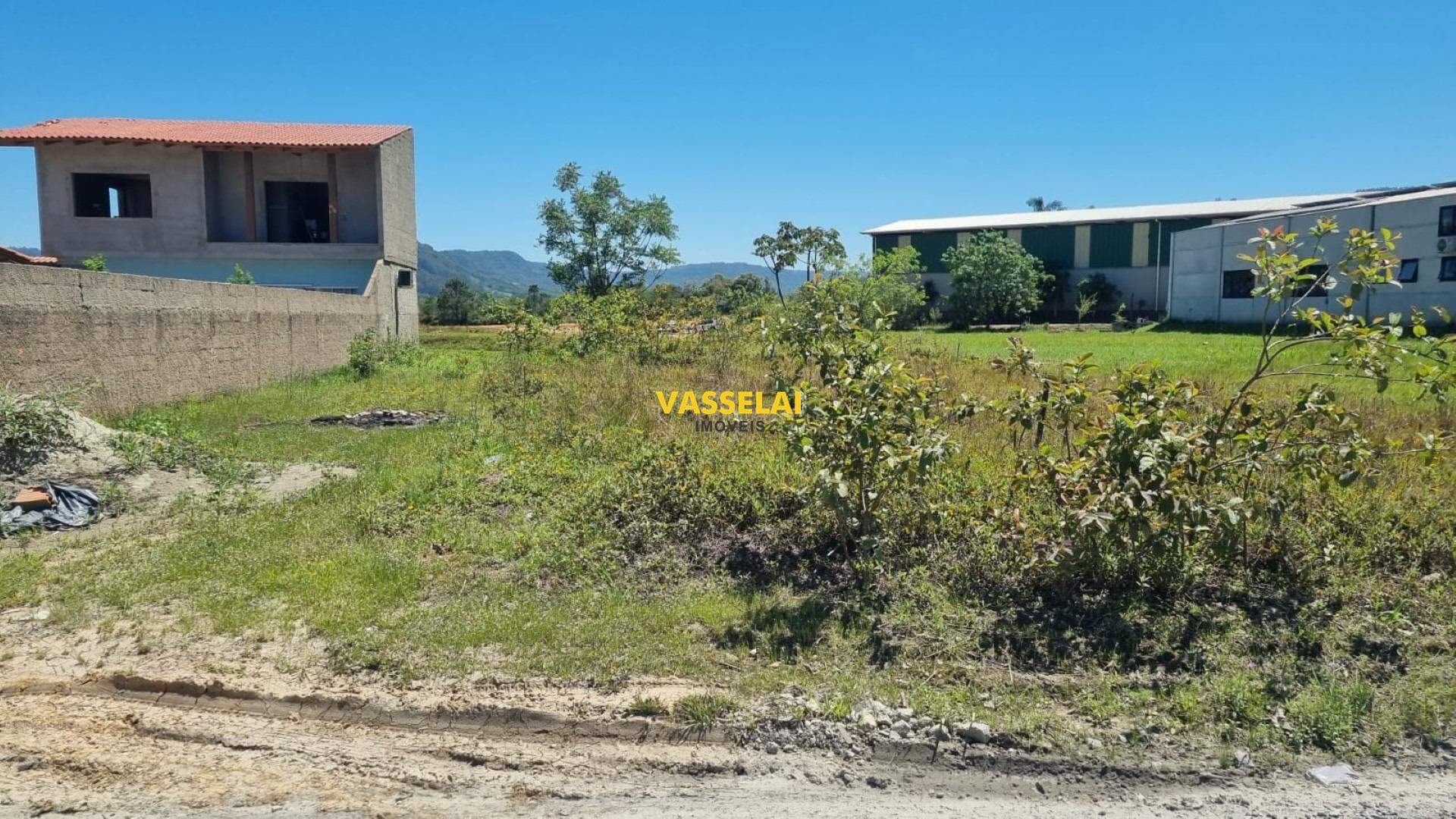 Terreno à venda no Bela Aliança: 