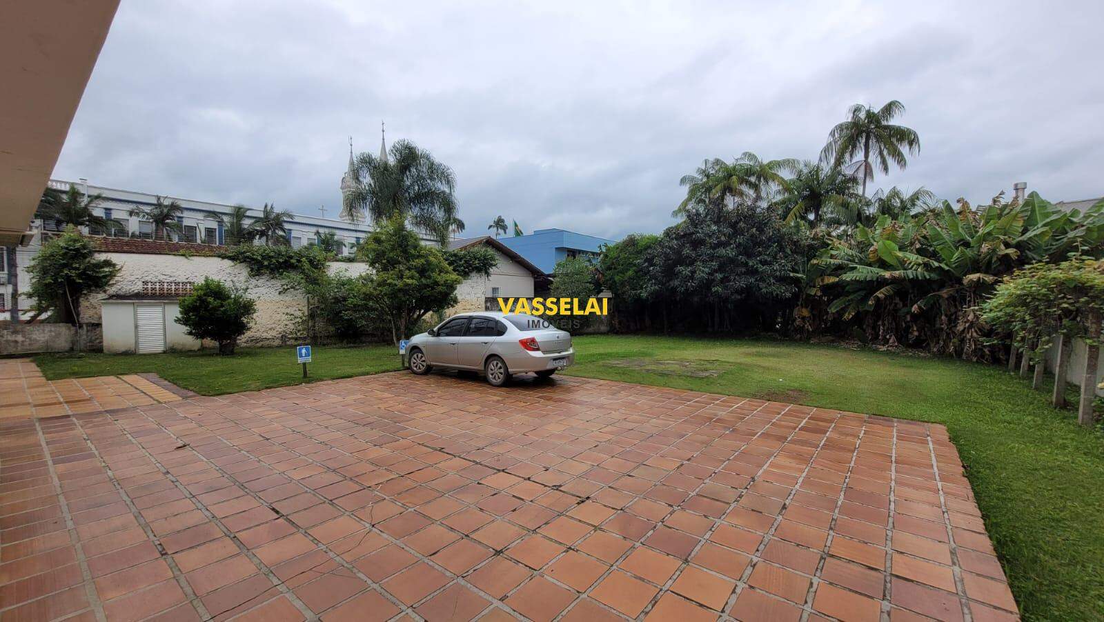 Casa para aluguel no Jardim América: 