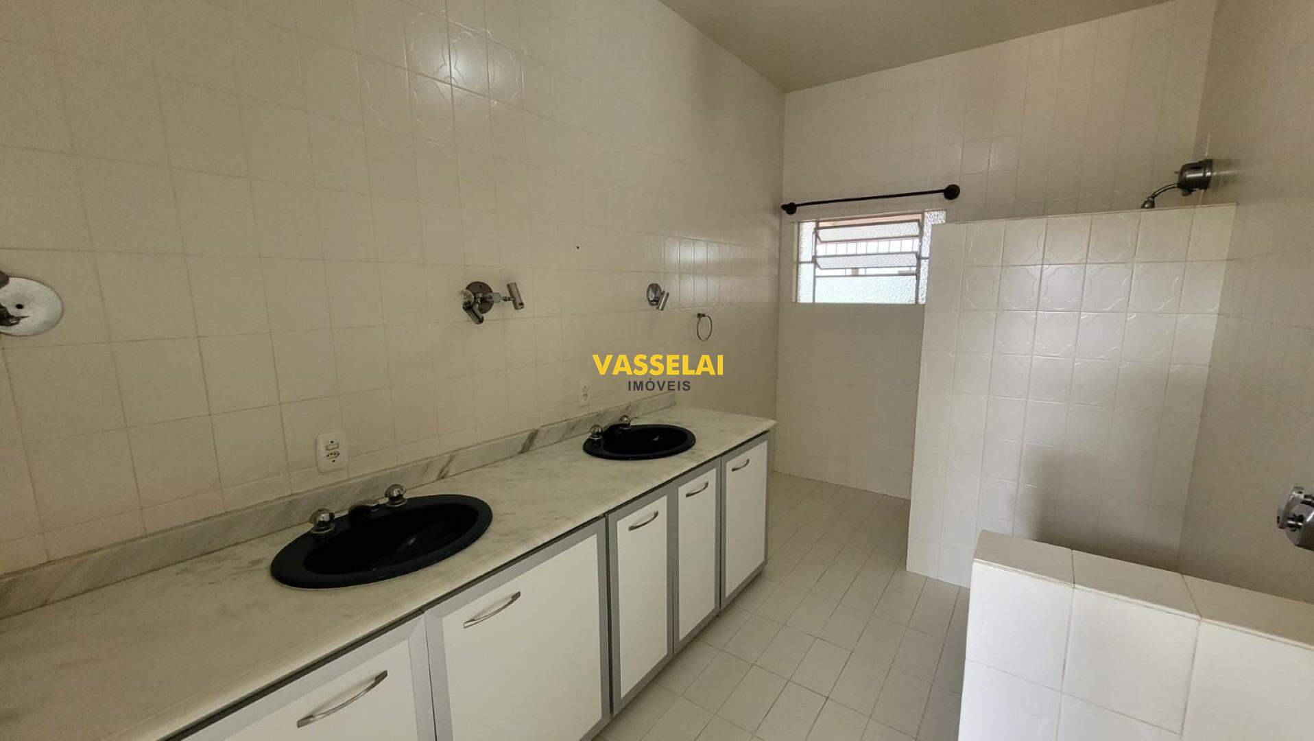 Casa para aluguel no Jardim América: 