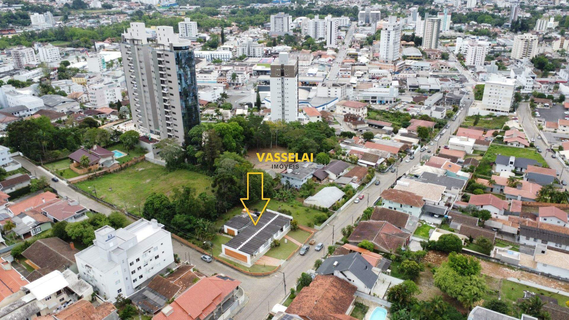 Terreno à venda no Centro: