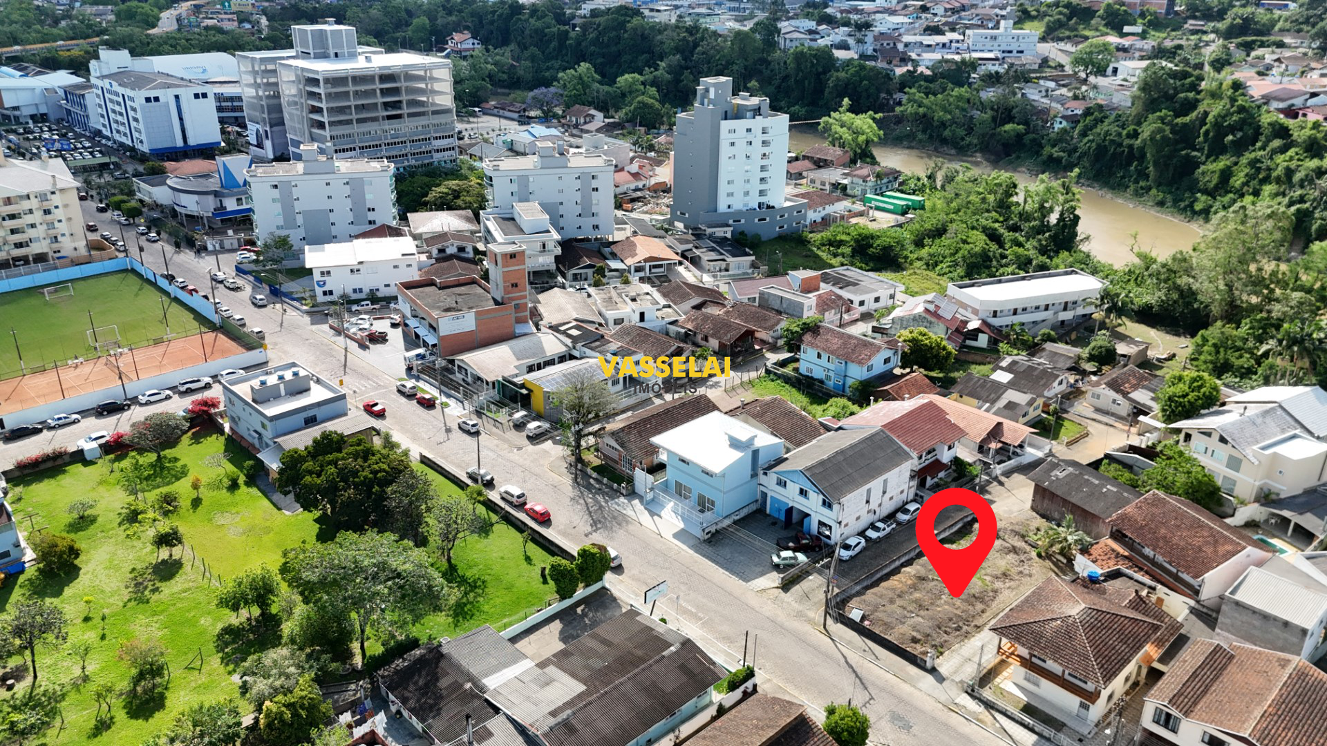 Terreno à venda no Jardim América: 