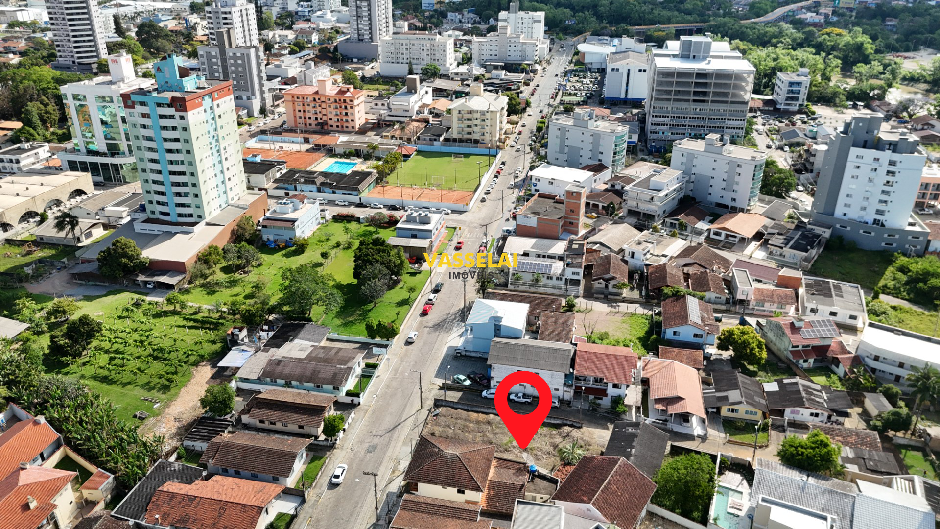 Terreno à venda no Jardim América: 