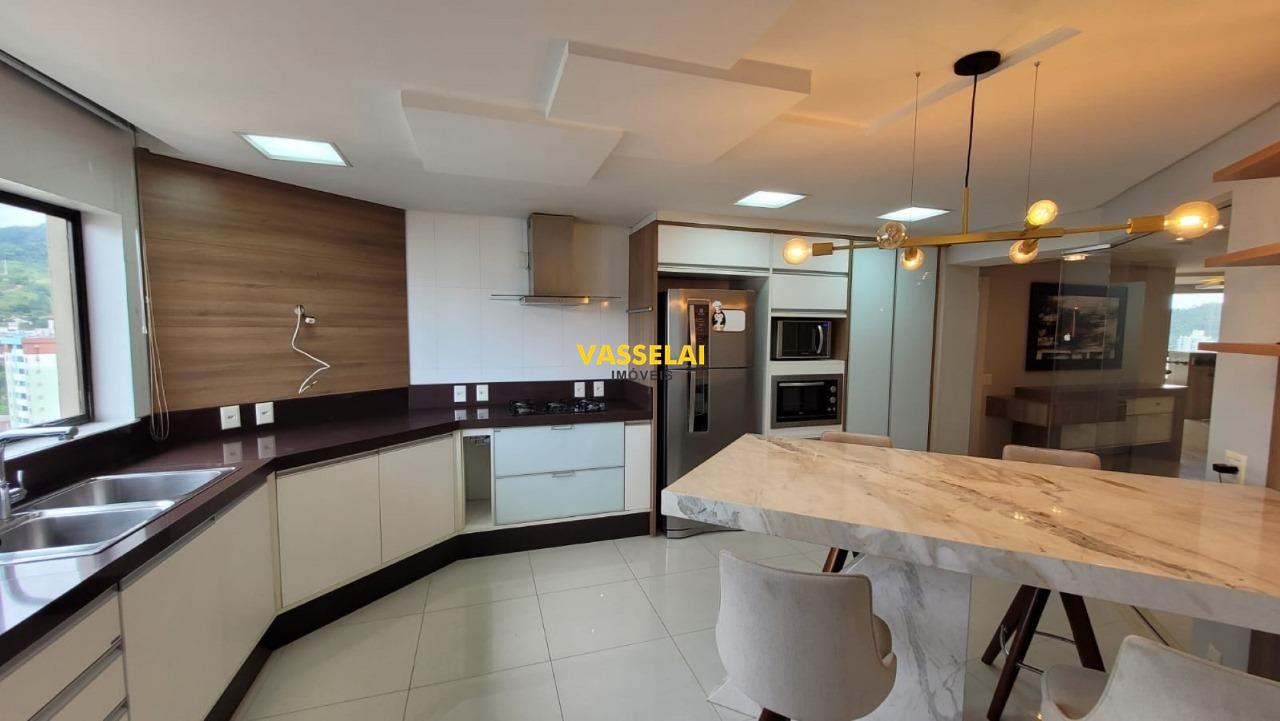 Apartamento à venda no Jardim América: 