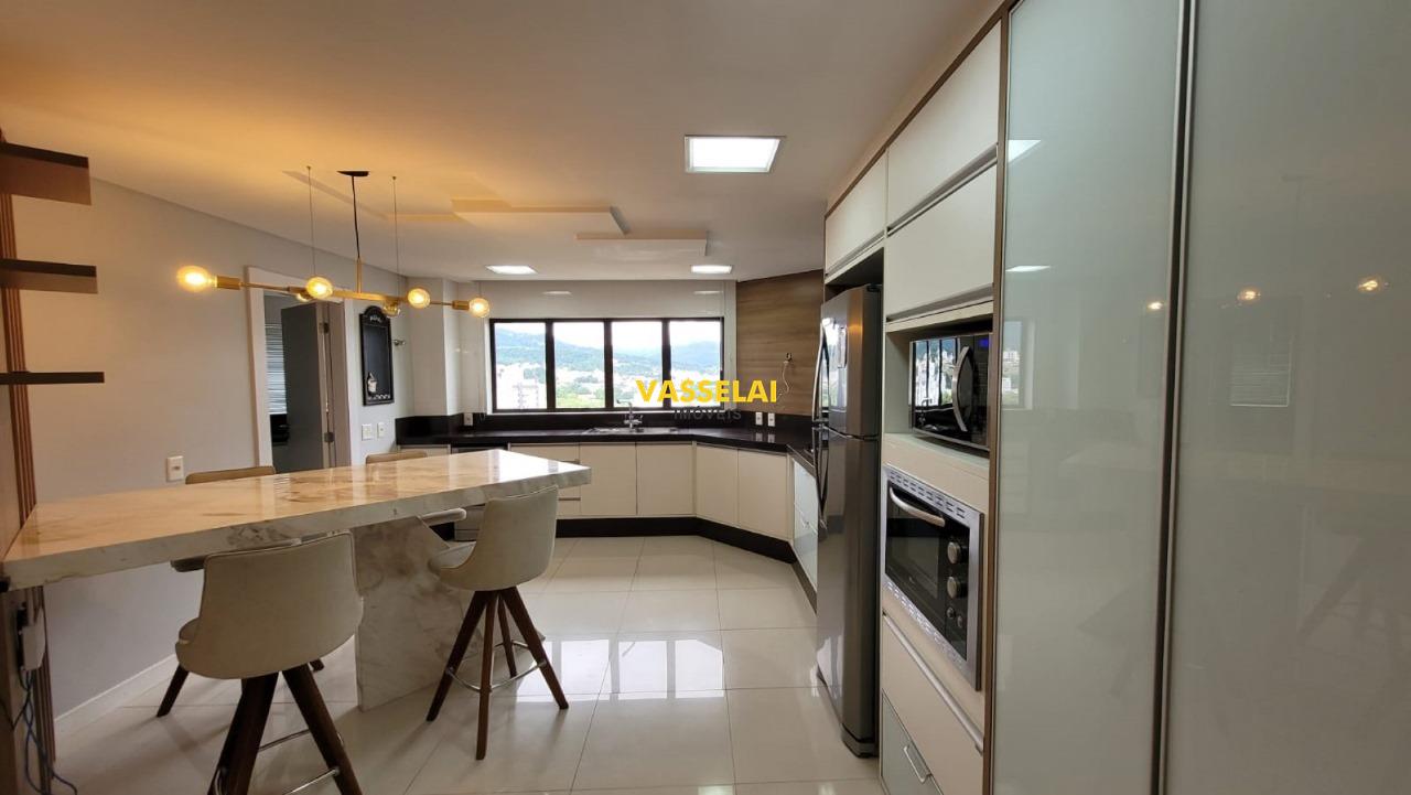 Apartamento à venda no Jardim América: 