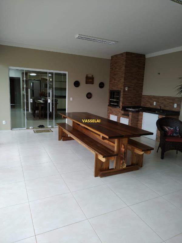 Casa à venda no Vila Nova: 