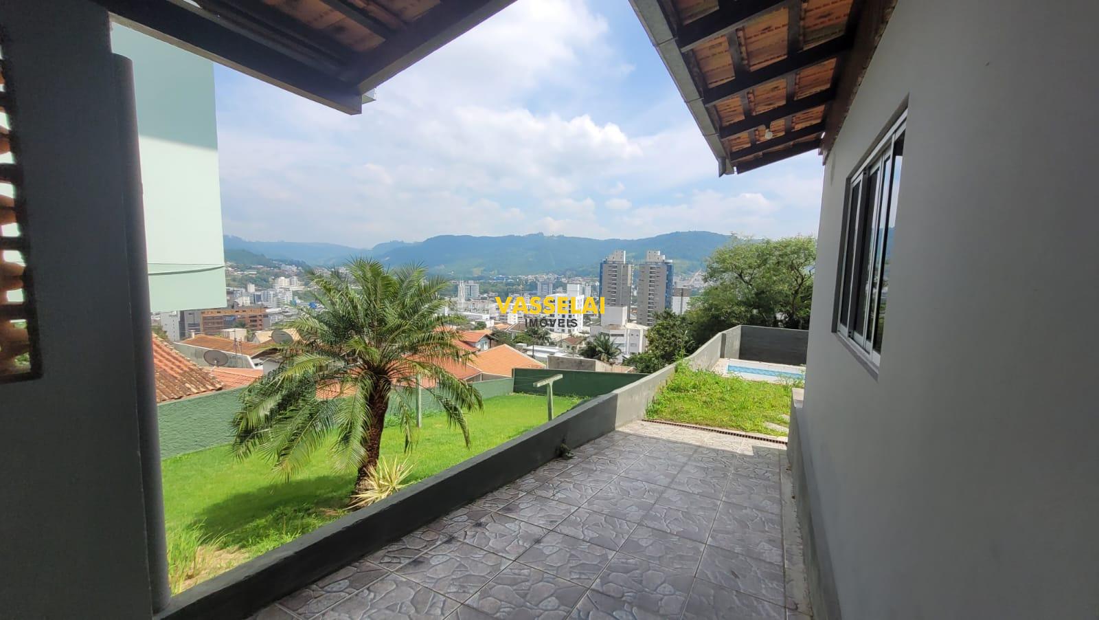 Casa à venda no Eugênio Schneider: 