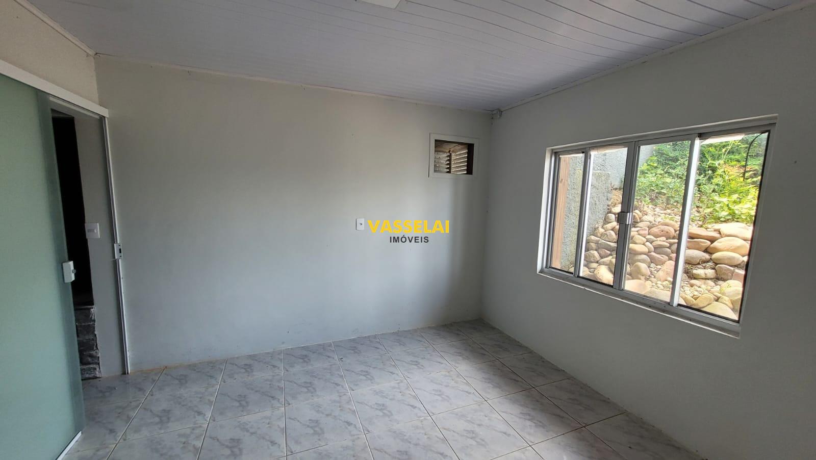 Casa à venda no Eugênio Schneider: 