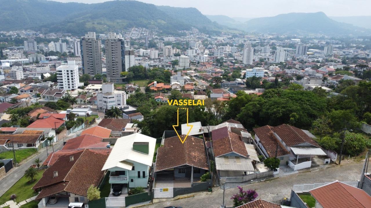 Casa à venda no Eugênio Schneider: 