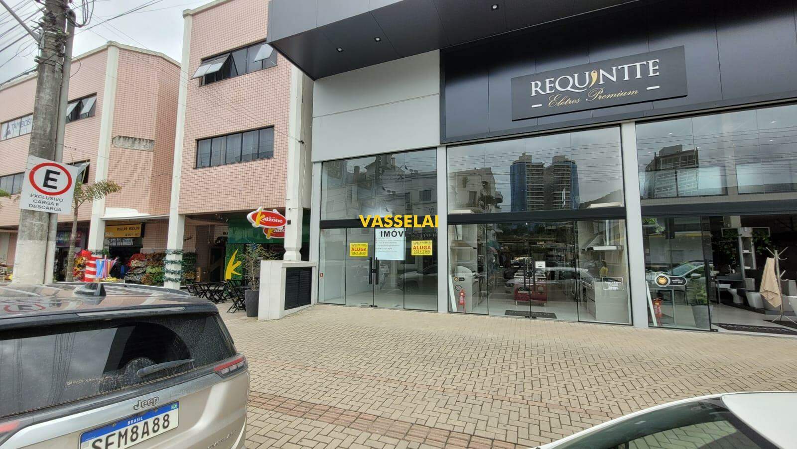 Sala para aluguel no Centro: 