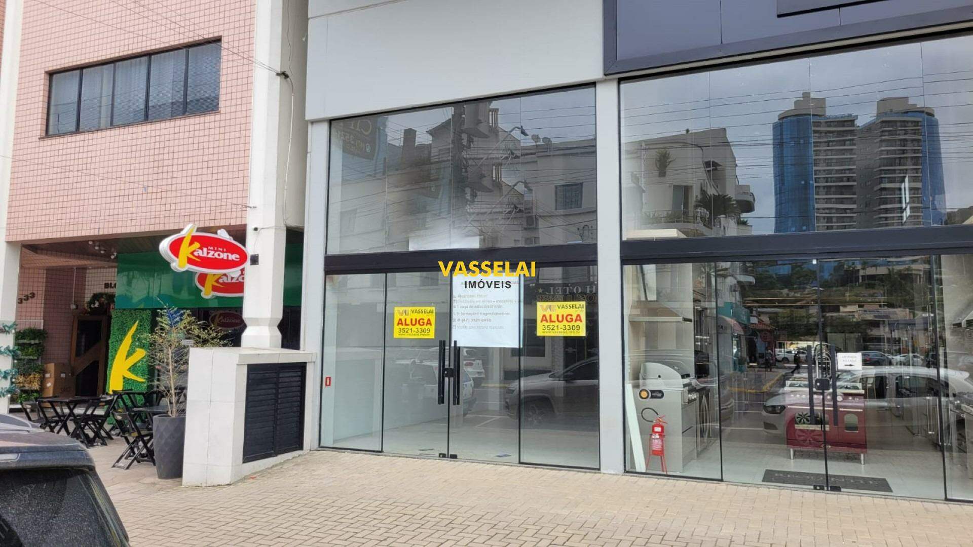 Sala para aluguel no Centro: 