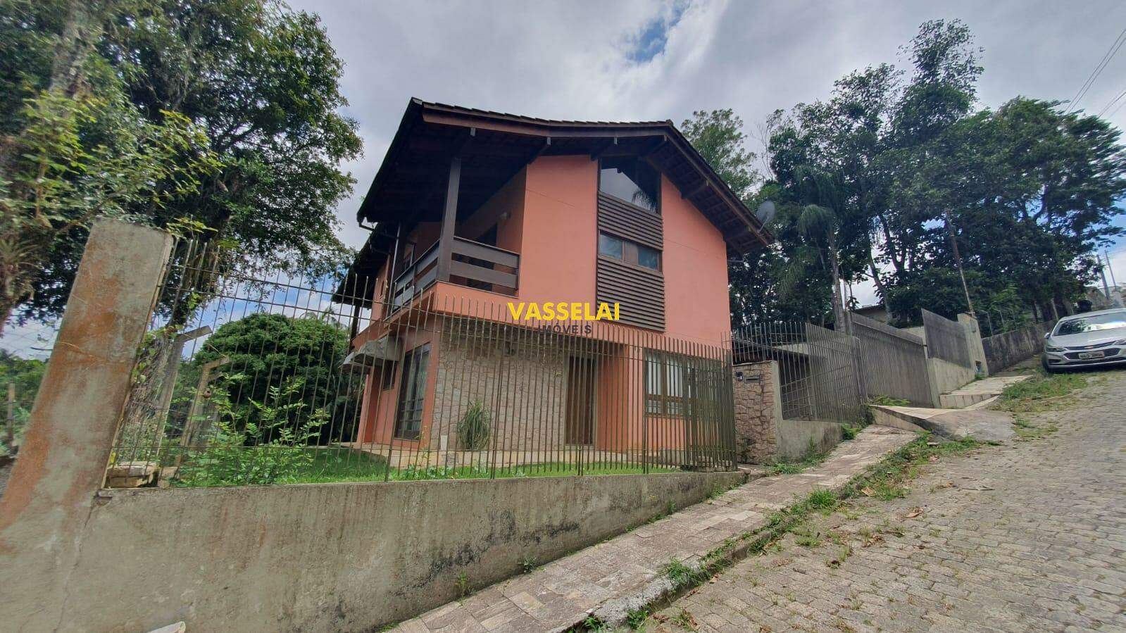 Casa à venda no Eugênio Schneider: 