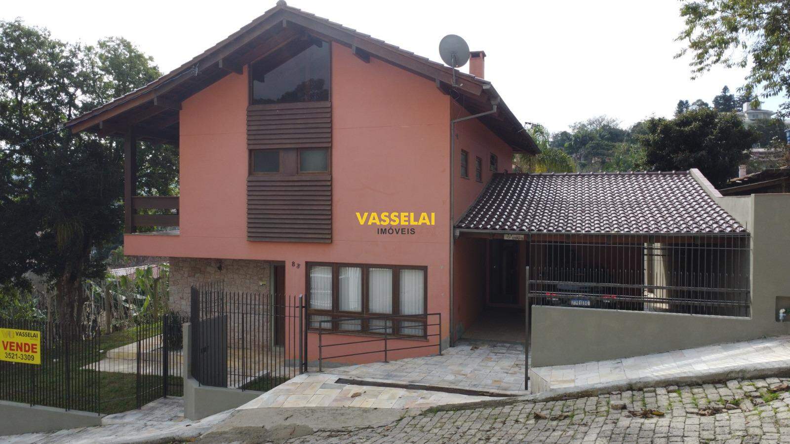 Casa à venda no Eugênio Schneider: 