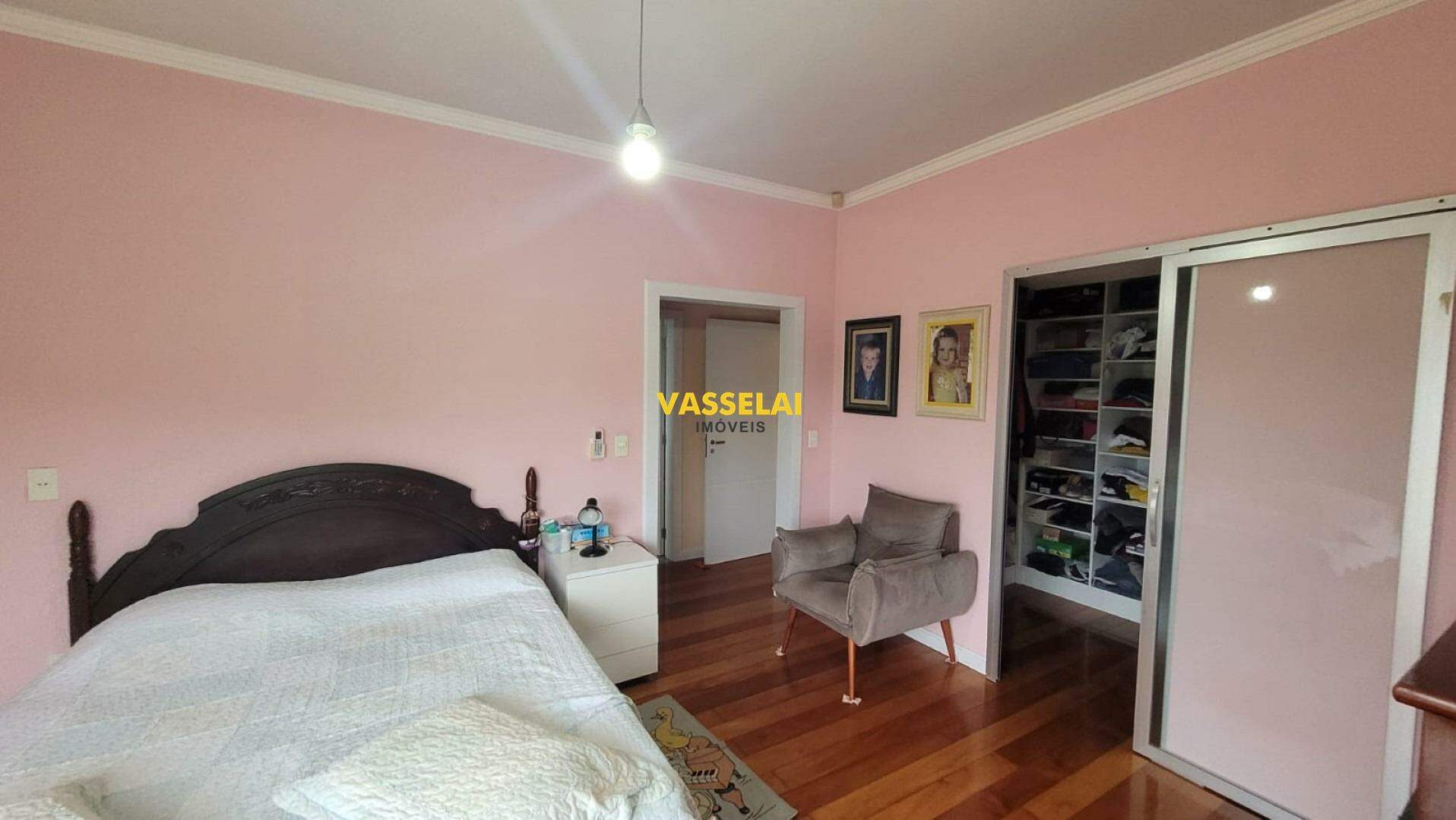 Casa à venda no Fundo Canoas: 