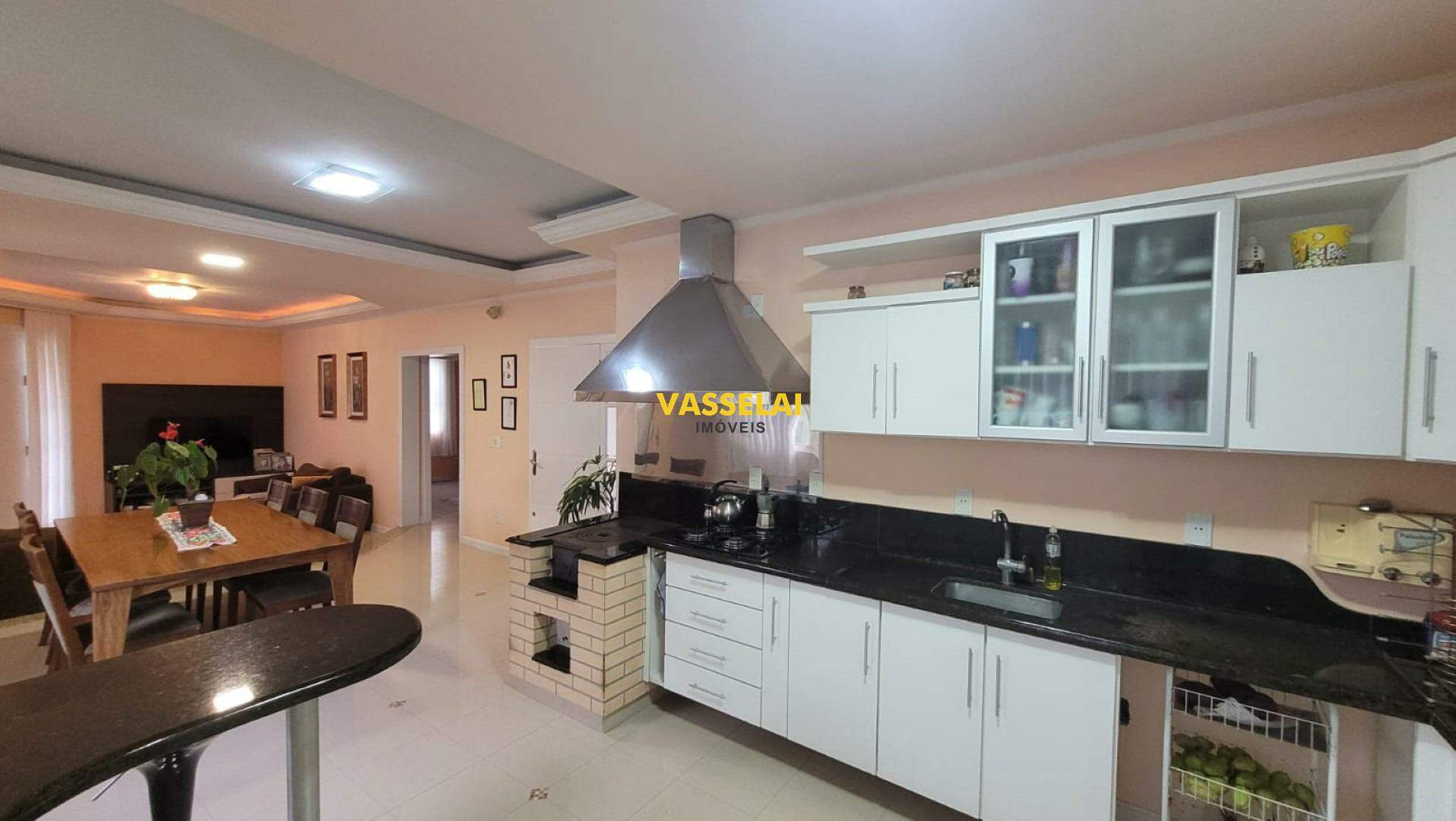 Casa à venda no Fundo Canoas: 