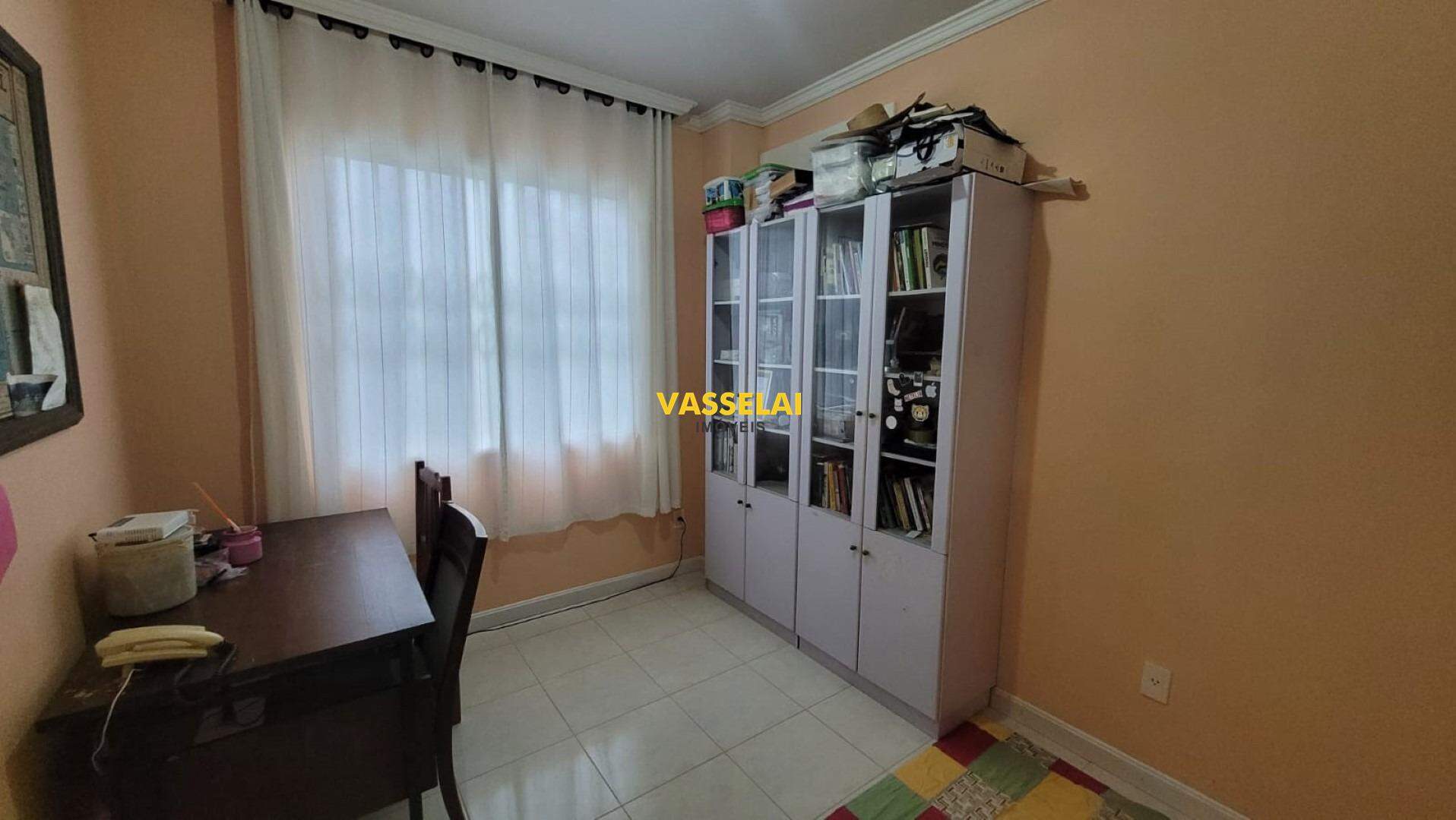 Casa à venda no Fundo Canoas: 