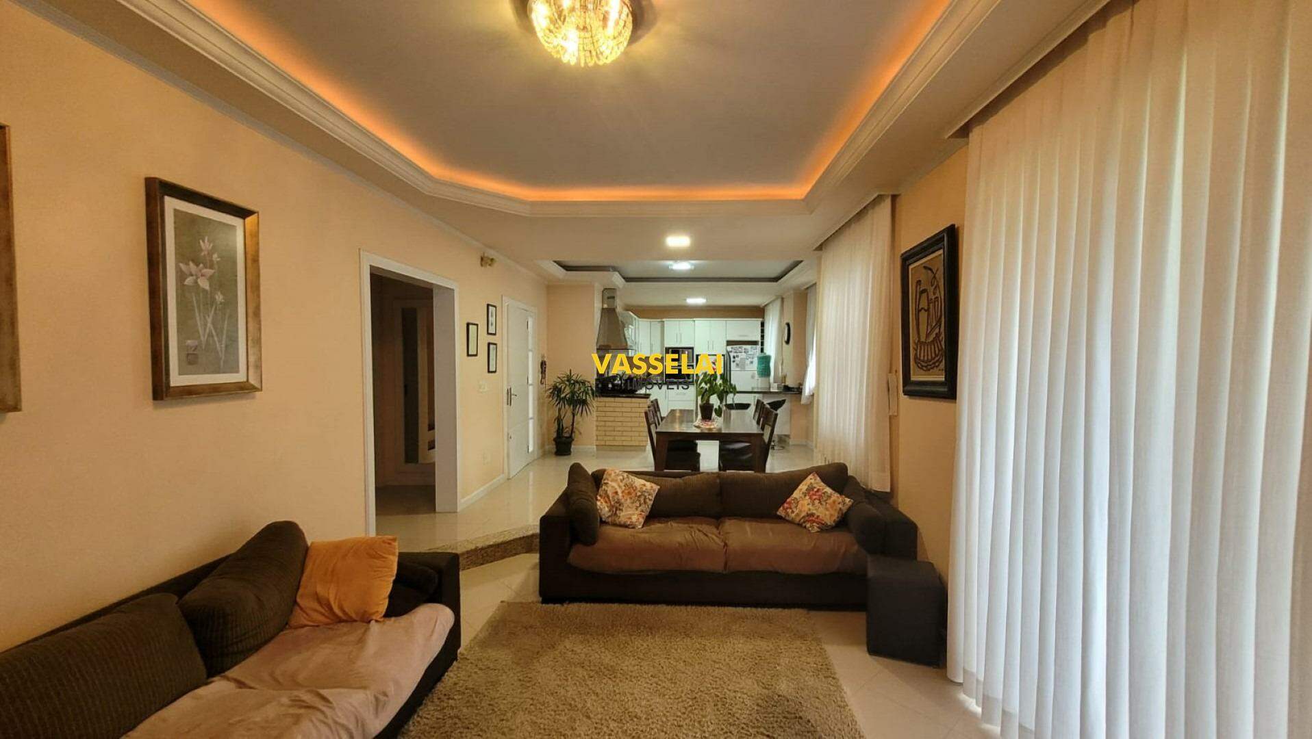 Casa à venda no Fundo Canoas: 