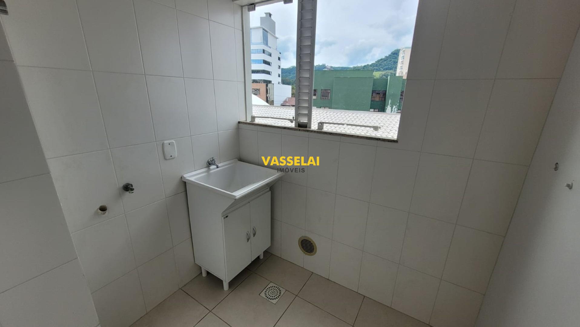 Apartamento para aluguel no Centro: 