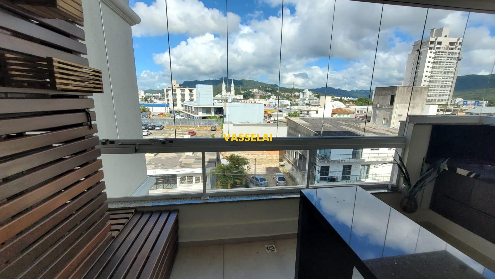 Apartamento para aluguel no Centro: 