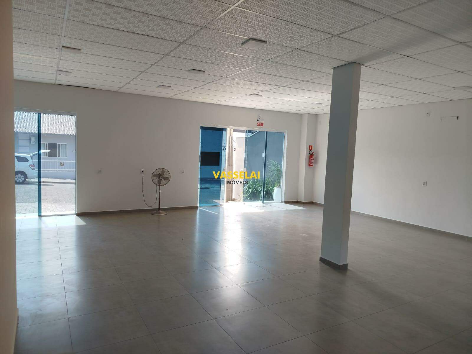 Sala para aluguel no Canta Galo: 