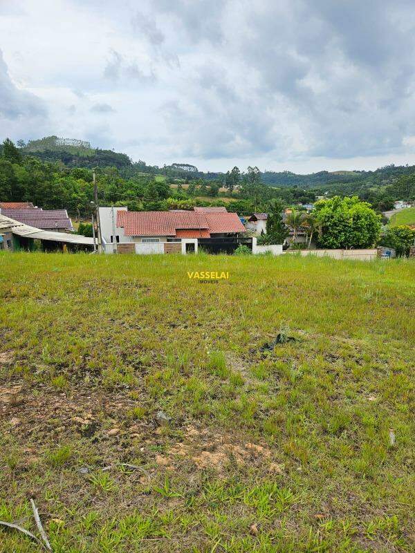 Terreno à venda no Caçador: 