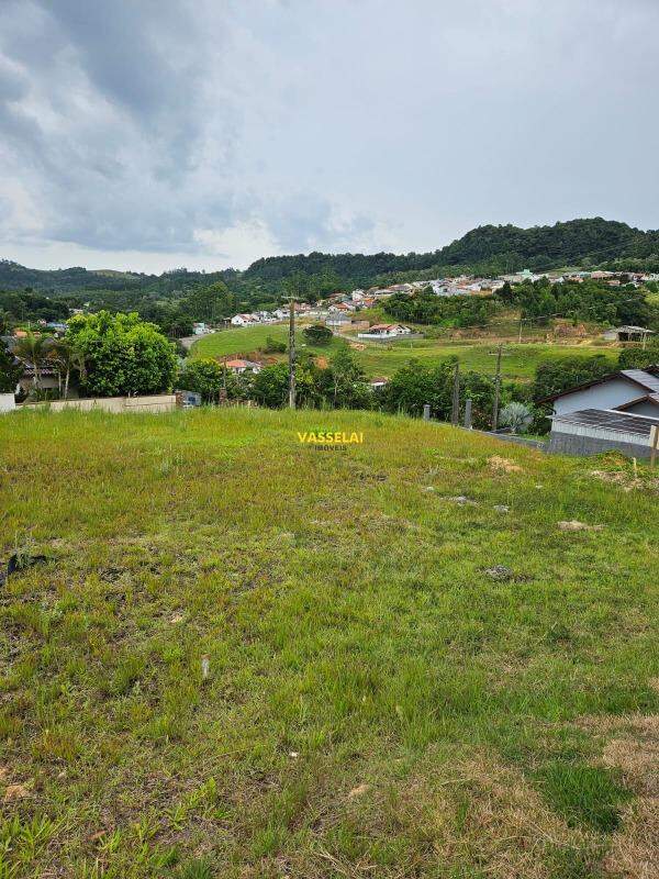 Terreno à venda no Caçador: 