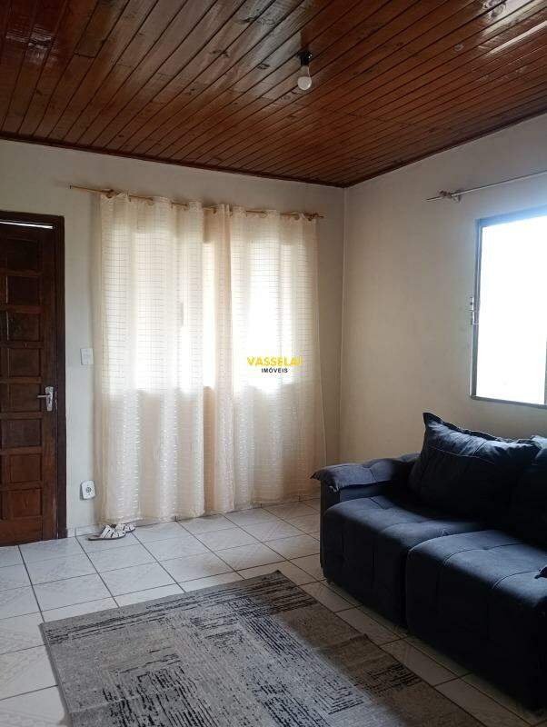 Casa à venda no Budag: 