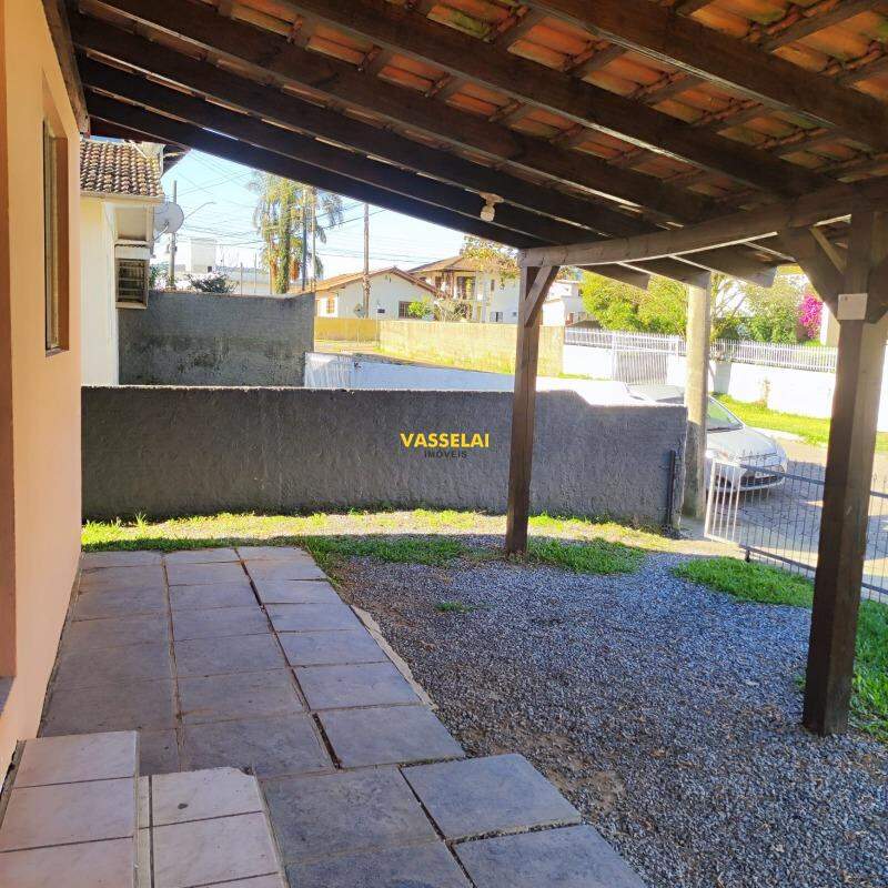 Casa à venda no Budag: