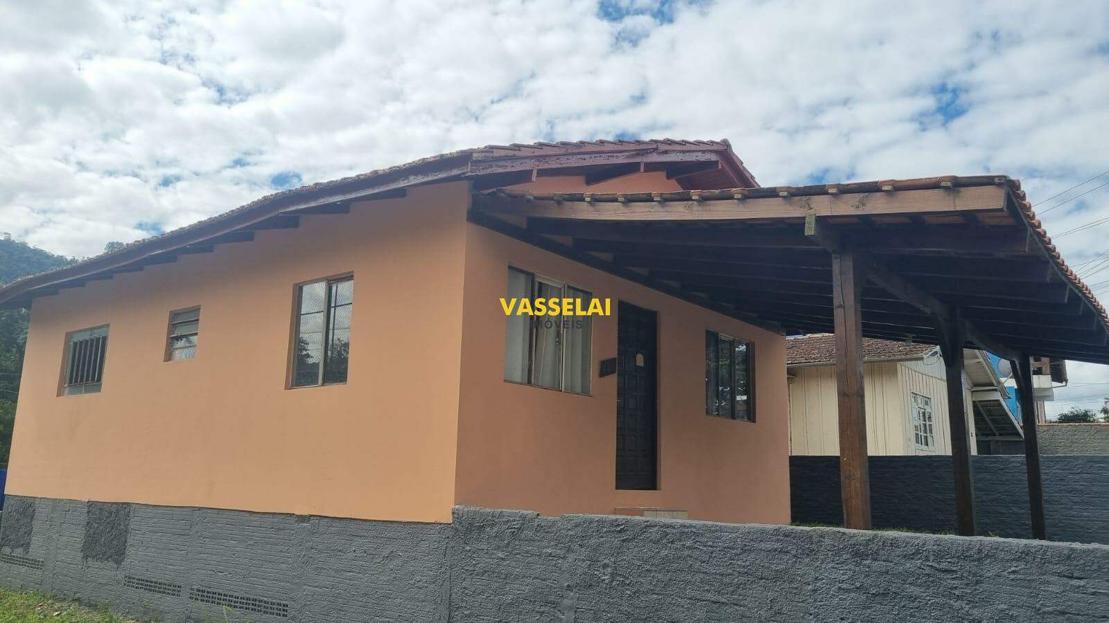 Casa à venda no Budag: 