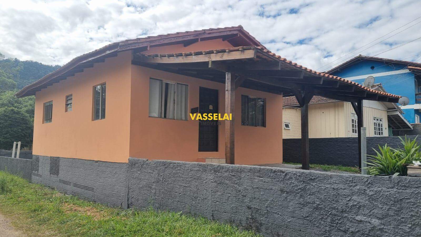 Casa à venda no Budag: