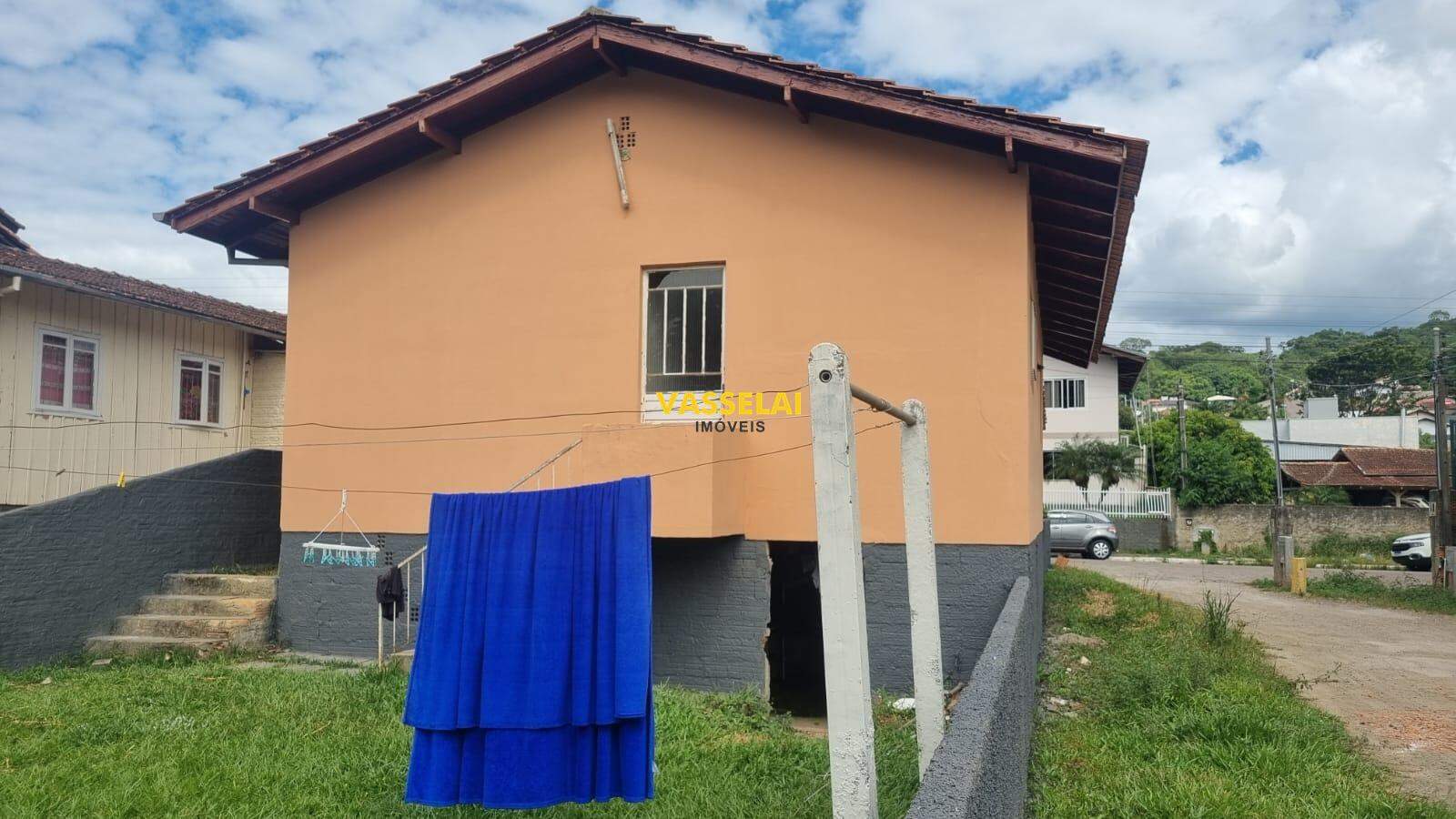Casa à venda no Budag: