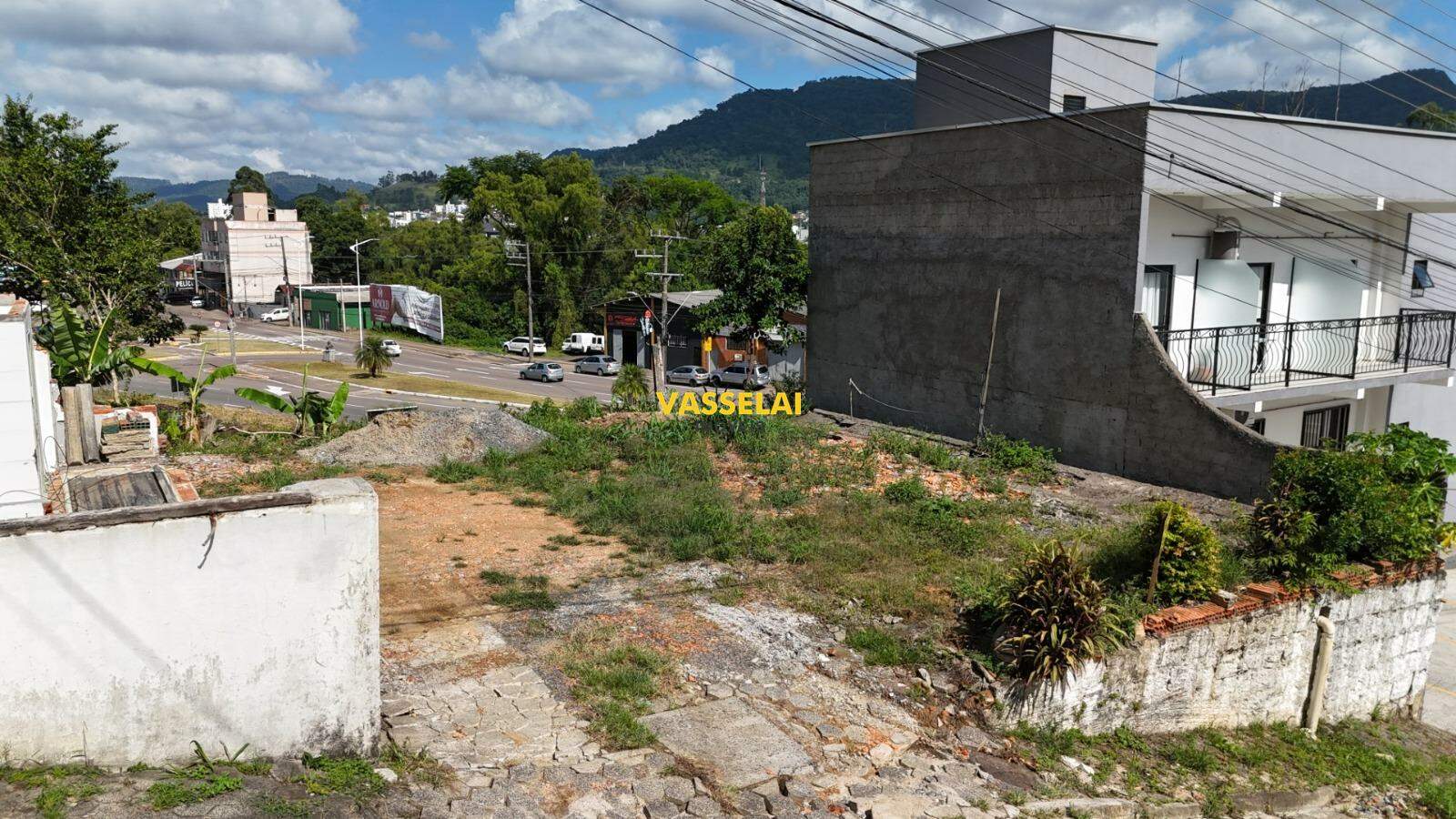 Terreno à venda no Santana: 