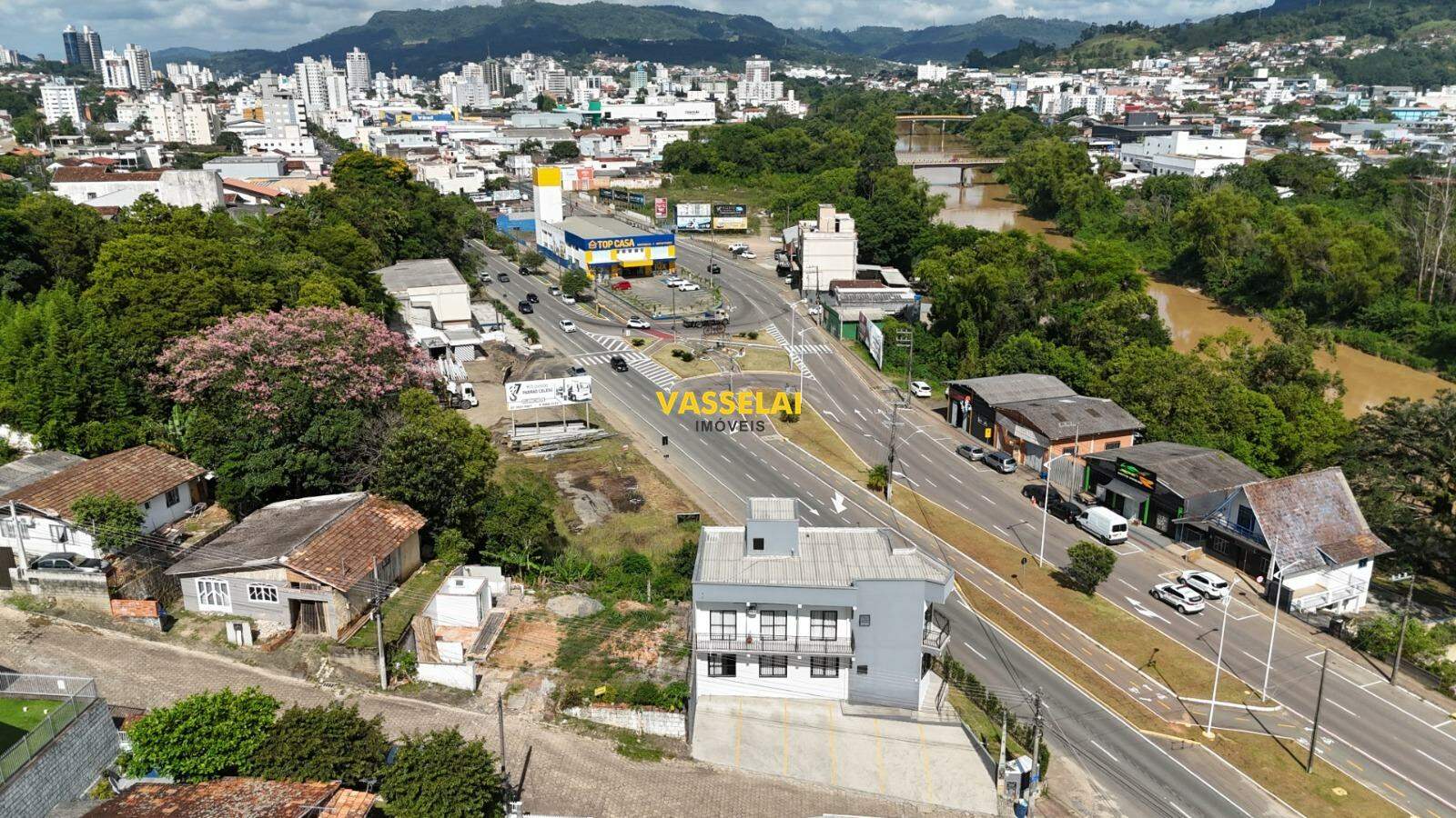 Terreno à venda no Santana: 