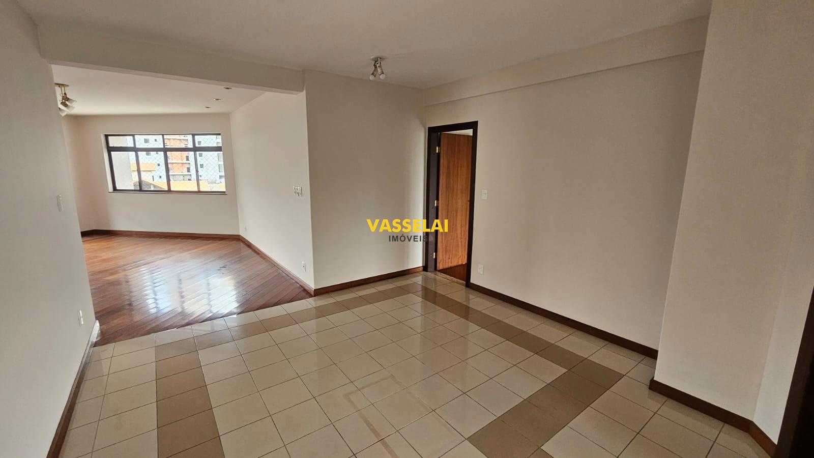 Apartamento à venda no Jardim América: 