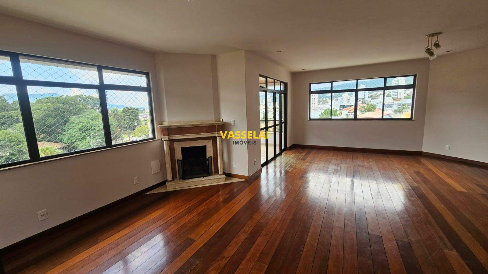 Apartamento à venda no Jardim América: 