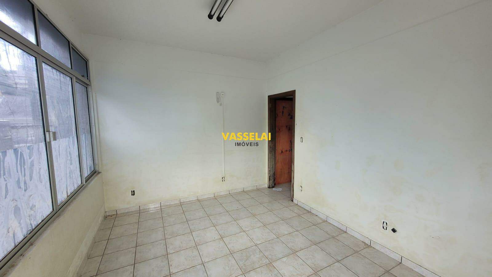 Sala para aluguel no Centro: 